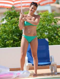 Kym Marsh feet photo thumbnail