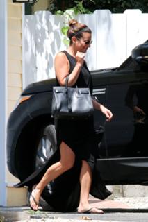 Lea Michele feet photo thumbnail