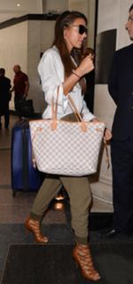 Michelle Keegan feet photo thumbnail