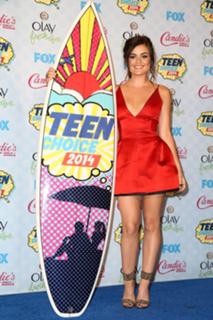 Lucy Hale feet photo thumbnail