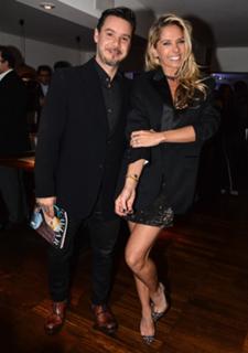 Adriane Galisteu feet photo thumbnail