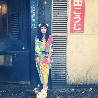 Lady Gaga feet photo thumbnail