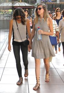 Nikki Reed feet photo thumbnail
