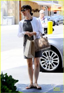 Jennifer Garner feet photo thumbnail
