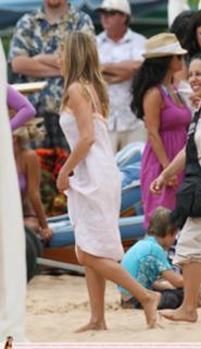 Jennifer Aniston feet photo thumbnail