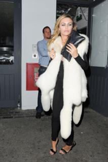 Abbey Clancy feet photo thumbnail
