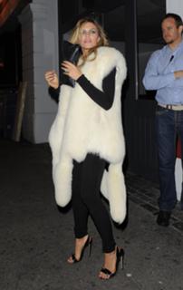Abbey Clancy feet photo thumbnail