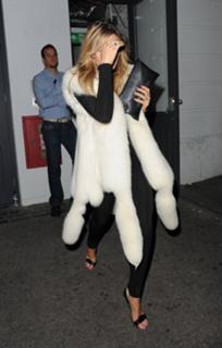 Abbey Clancy feet photo thumbnail