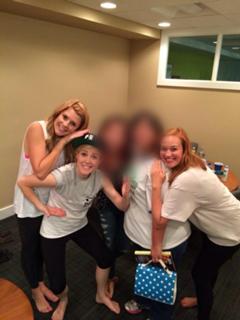 Grace Helbig feet photo thumbnail