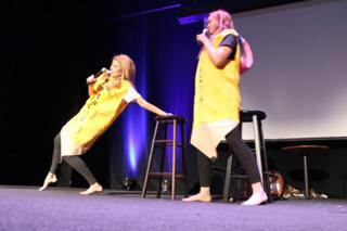 Grace Helbig feet photo thumbnail