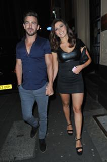 Kym Marsh feet photo thumbnail