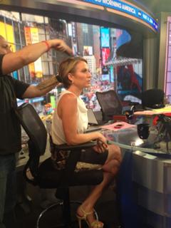 Amy Robach feet photo thumbnail
