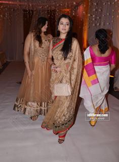 Trisha Krishnan feet photo thumbnail