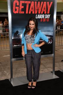 Francia Raisa feet photo thumbnail