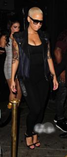 Amber Rose feet photo thumbnail