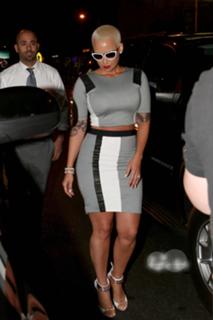 Amber Rose feet photo thumbnail