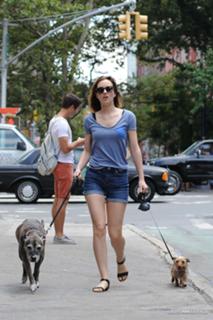 Leighton Meester feet photo thumbnail