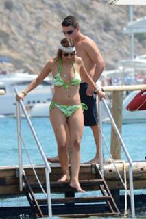 Ferne McCann feet photo thumbnail