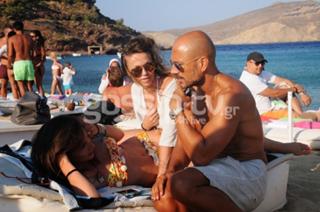 Athina Oikonomakou feet photo thumbnail