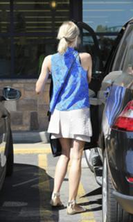 Diane Kruger feet photo thumbnail