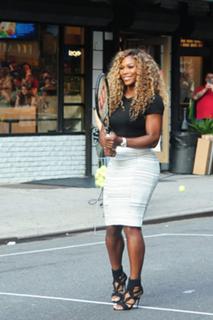 Serena Williams feet photo thumbnail
