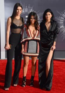 Kendall Jenner feet photo thumbnail