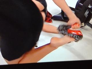 Nikki Garcia feet photo thumbnail