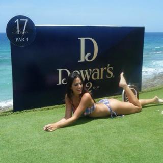 Claudia Romani feet photo thumbnail