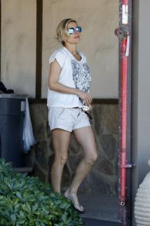 Elsa Pataky feet photo thumbnail