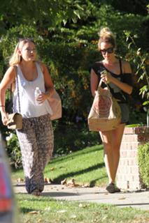 Ashley Tisdale feet photo thumbnail