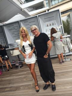 Victoria Silvstedt feet photo thumbnail