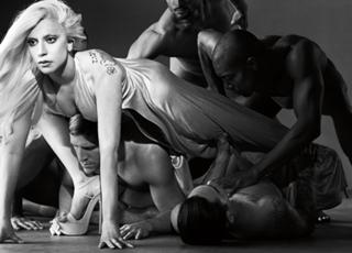 Lady Gaga feet photo thumbnail