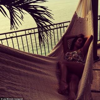 Lea Michele feet photo thumbnail