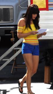 Selma Blair feet photo thumbnail