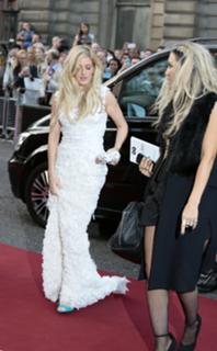 Ellie Goulding feet photo thumbnail