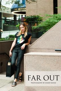 Katie Cassidy feet photo thumbnail