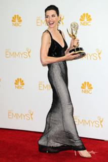 Julianna Margulies feet photo thumbnail