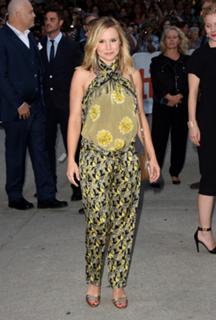 Kristen Bell feet photo thumbnail