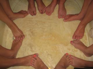 Tiffany Alvord feet photo thumbnail