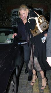 Uma Thurman feet photo thumbnail