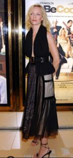 Uma Thurman feet photo thumbnail