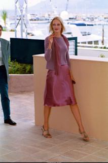 Uma Thurman feet photo thumbnail