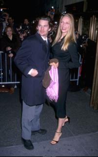 Uma Thurman feet photo thumbnail