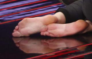 Lena Meyer-Landrut feet photo thumbnail
