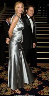 Uma Thurman feet photo thumbnail