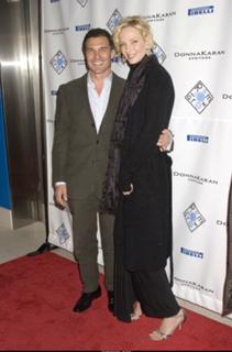 Uma Thurman feet photo thumbnail