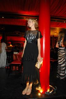 Uma Thurman feet photo thumbnail
