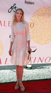 Uma Thurman feet photo thumbnail