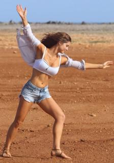 Amanda Cerny feet photo thumbnail