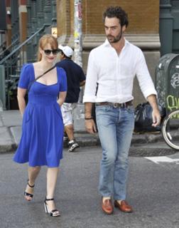 Jessica Chastain feet photo thumbnail